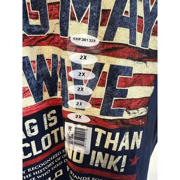 Hold Fast Long May it Wave Tshirt NWT 2X - Picture 2 of 4